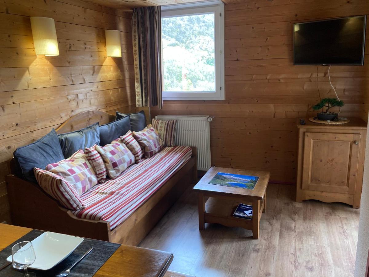 Appartement 4/6 Pers 38M2, Vue Montagne, Piscine Chauffee, 500M Centre Ville Cauterets Buitenkant foto